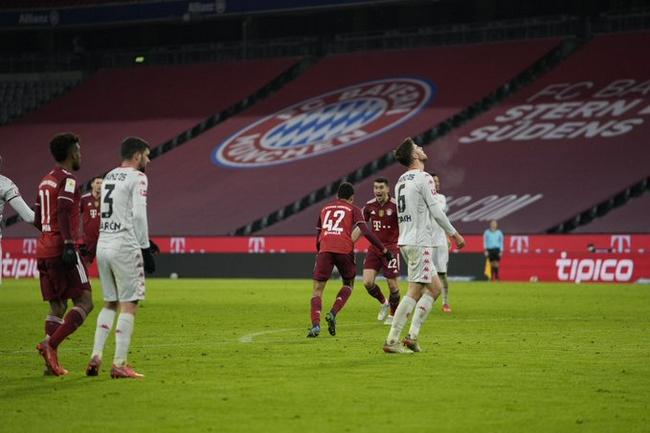 拜仁2-1逆转