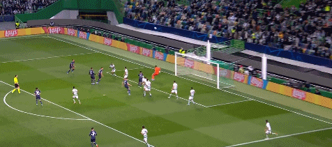 曼城2-0，贝尔纳多